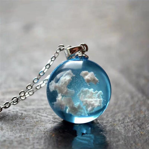 Chic Transparent Resin Rould Ball Moon Pendant Necklace Women Blue Sky White Cloud Chain Necklace Fashion Jewelry