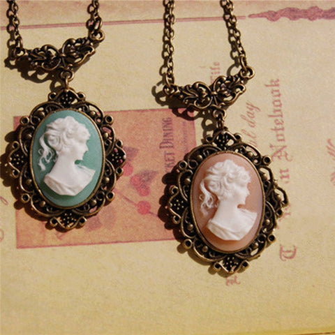 BOAKO New Vintage Style Bronze Light Blue Cameo Necklace Beauty Head Sculpture Pendant Necklace for Women collier femme X7-M2